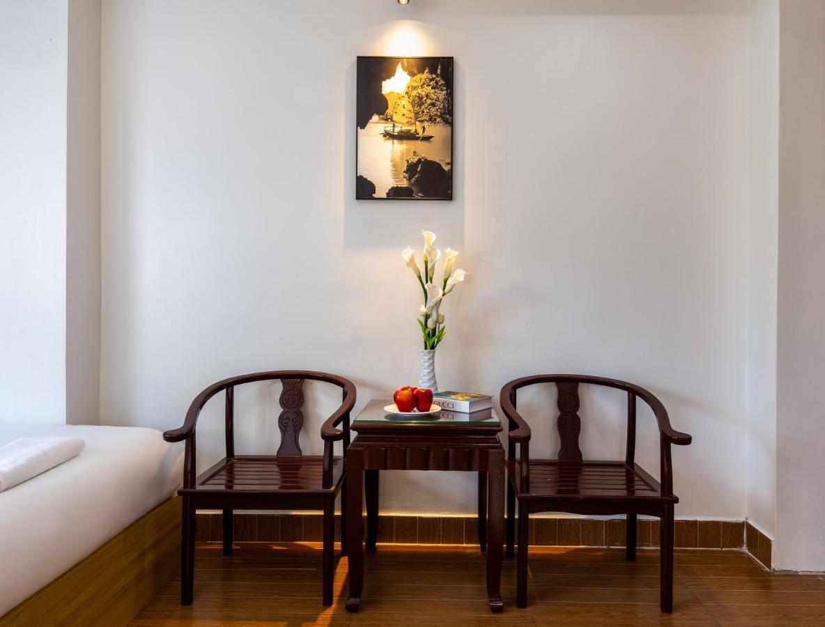 Cat Ba Hongkong Hotel Dong Khe Sau ภายนอก รูปภาพ
