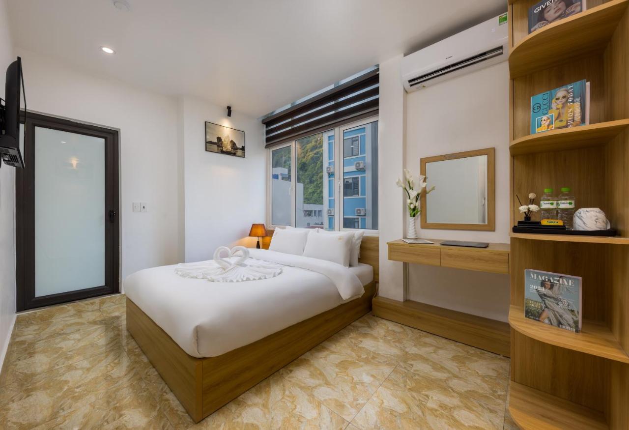 Cat Ba Hongkong Hotel Dong Khe Sau ภายนอก รูปภาพ