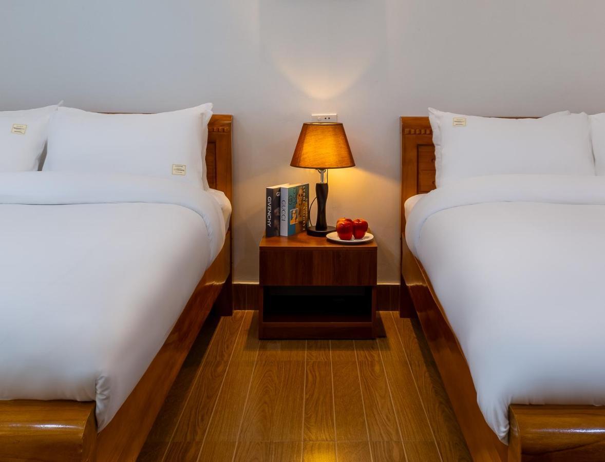 Cat Ba Hongkong Hotel Dong Khe Sau ภายนอก รูปภาพ