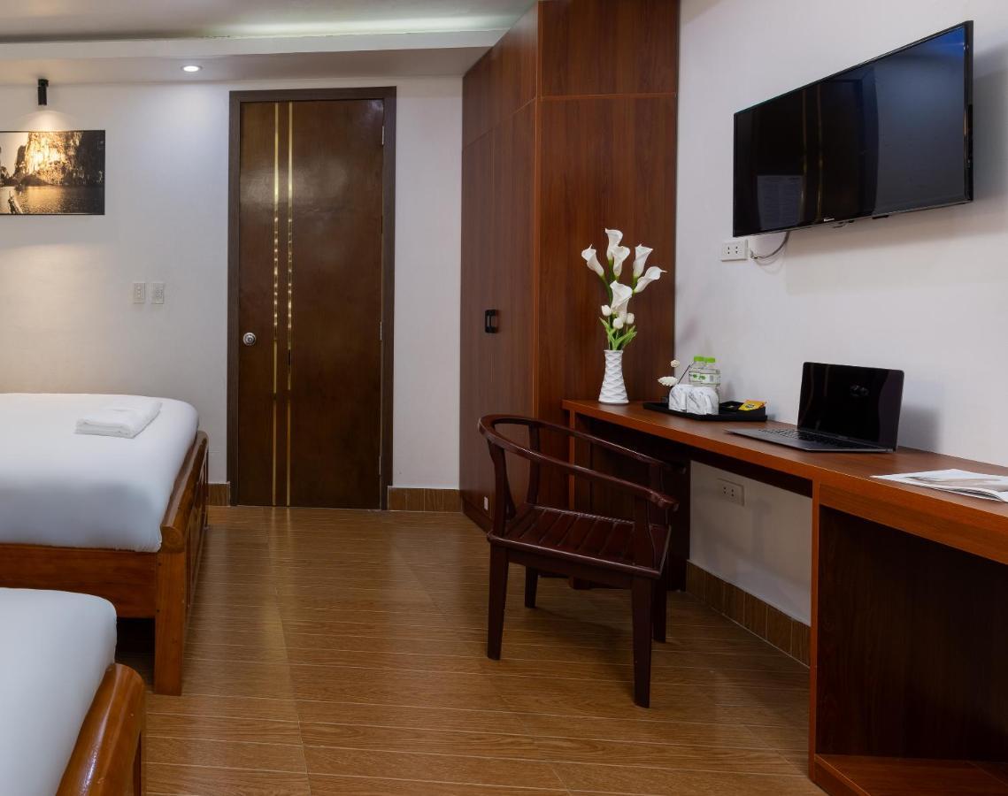 Cat Ba Hongkong Hotel Dong Khe Sau ภายนอก รูปภาพ