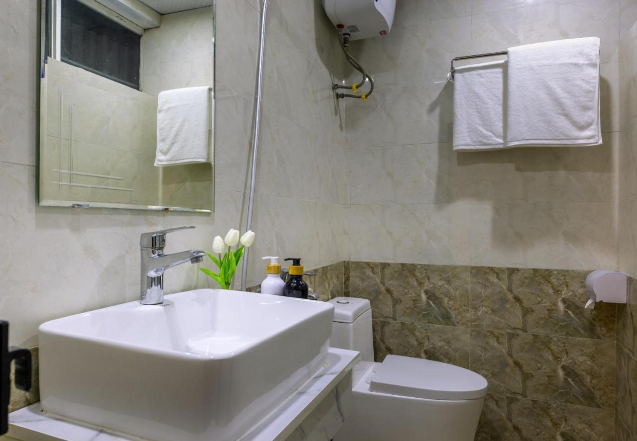 Cat Ba Hongkong Hotel Dong Khe Sau ภายนอก รูปภาพ