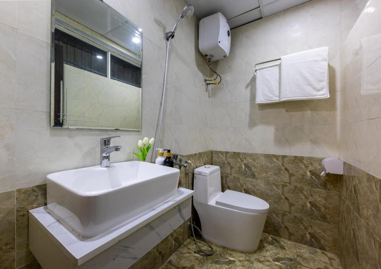 Cat Ba Hongkong Hotel Dong Khe Sau ภายนอก รูปภาพ